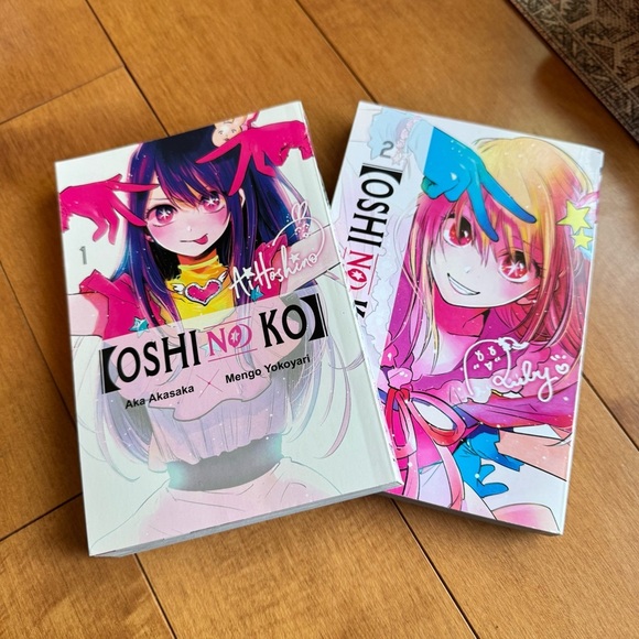 Oshi no Ko Manga Volumes 1 and 2 - Picture 1 of 4